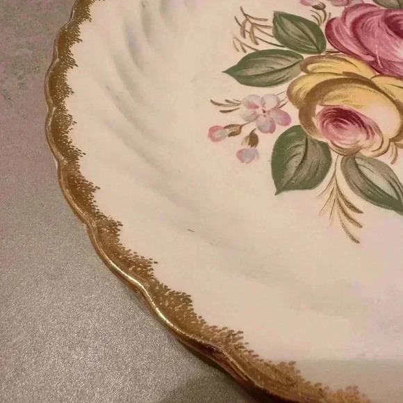 Vintage Royal China Warranted 22 Karat Gold QUBAN ROYAL 10.5” Dinner Plate - Picture 3 of 11
